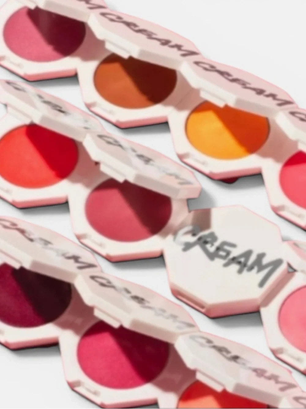 FENTY BEAUTY BY RIHANNA CHEEKS OUT FREESTYLE CREAM BLUSH;—02 PETAL POPPIN